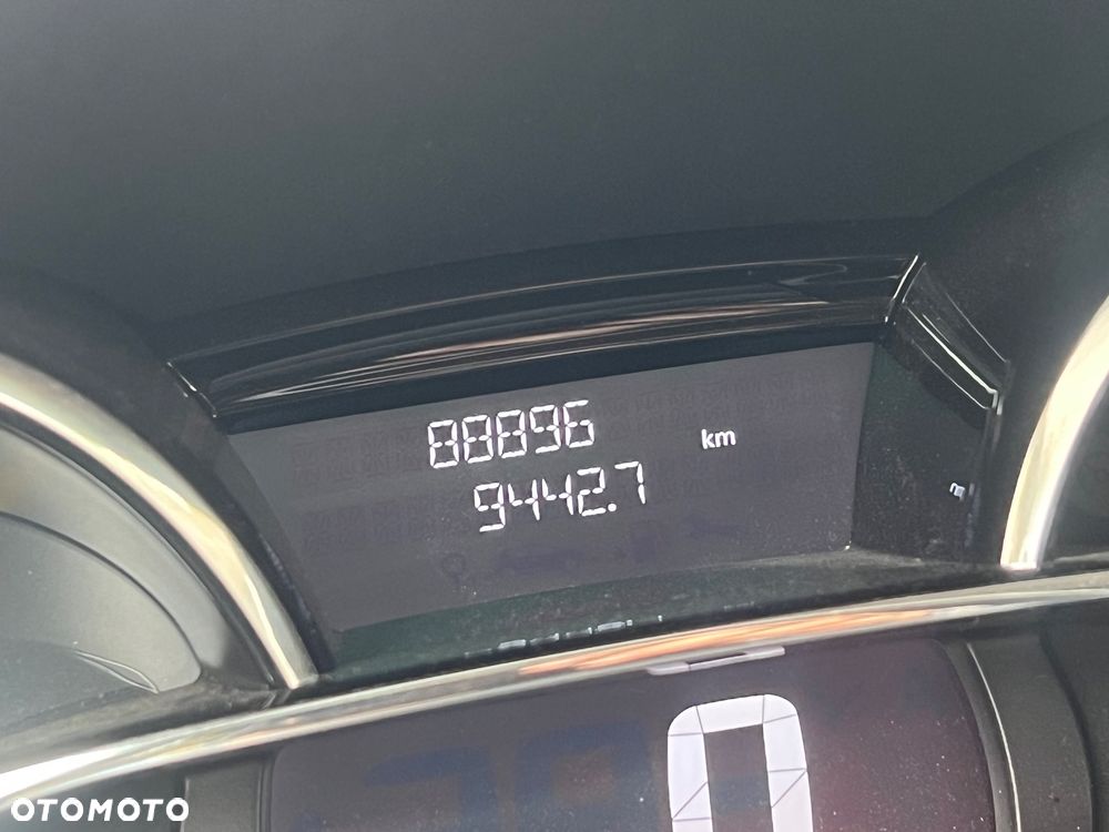 Renault Clio - 21