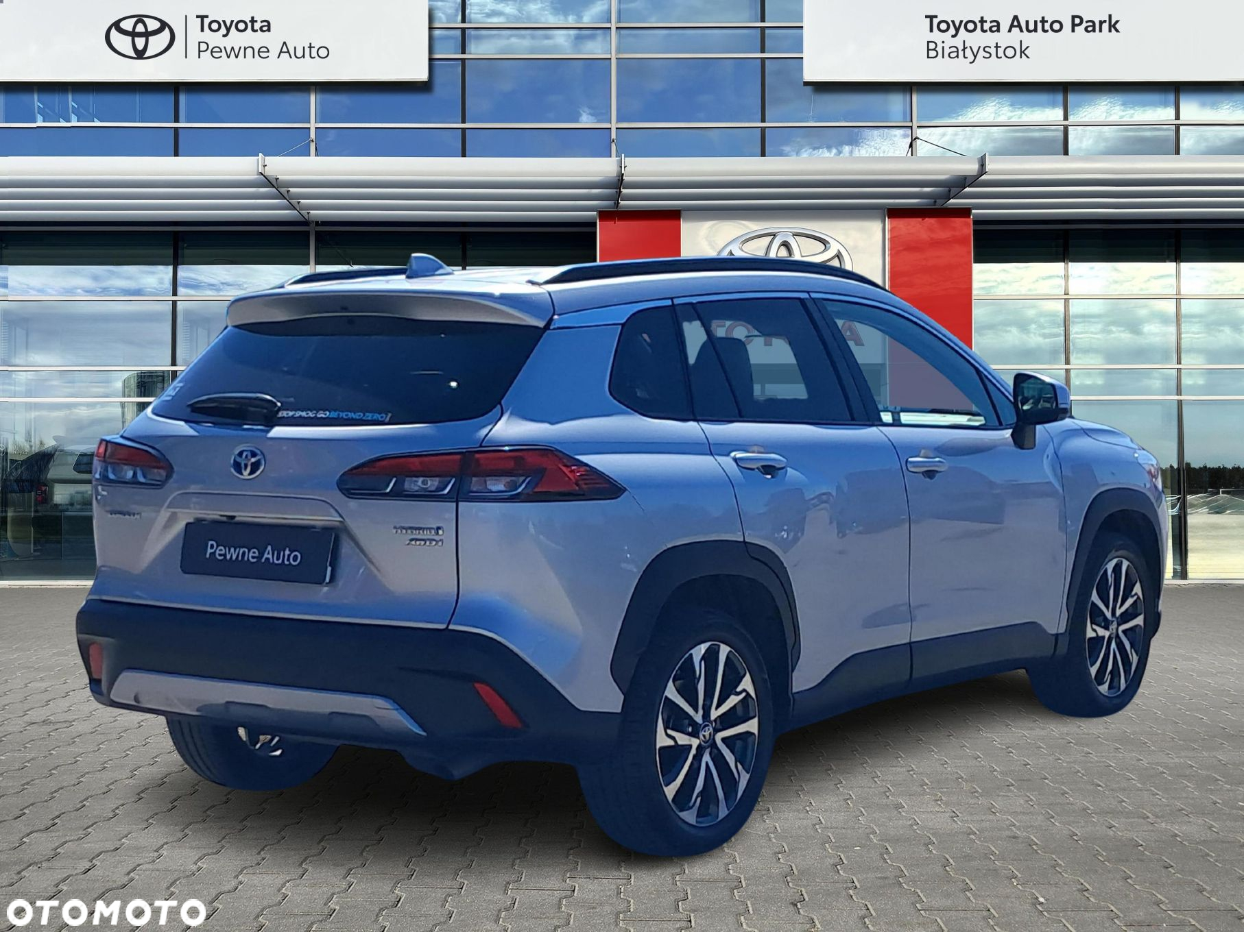 Toyota Corolla Cross 2.0 Hybrid Style AWD - 5