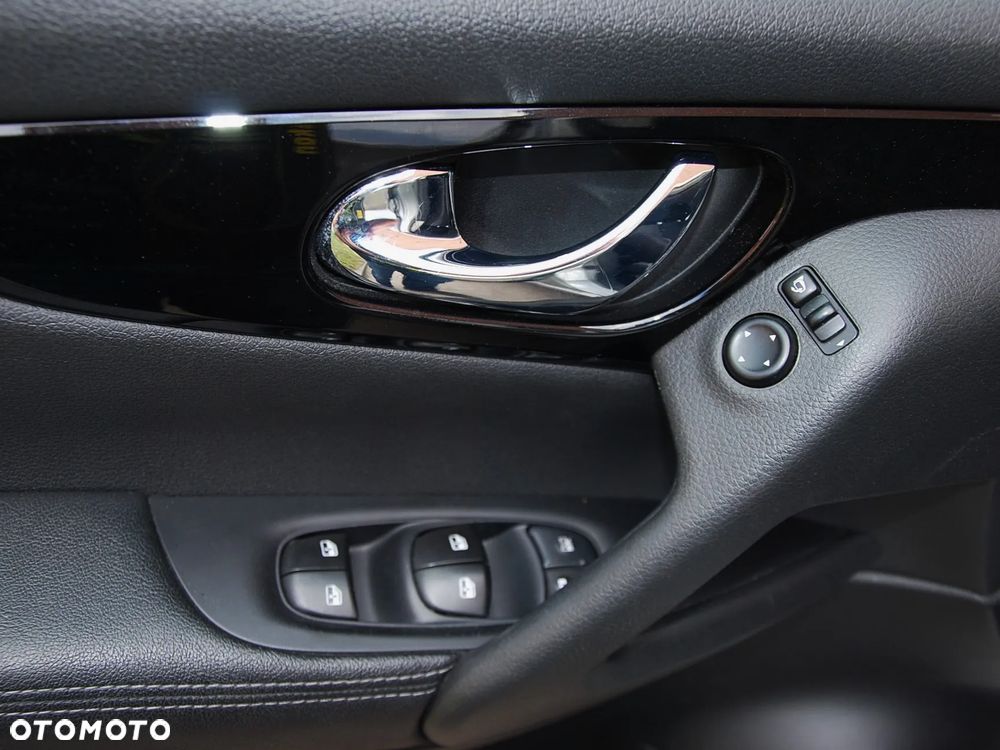 Nissan Qashqai 1.3 DIG-T Acenta DCT - 39