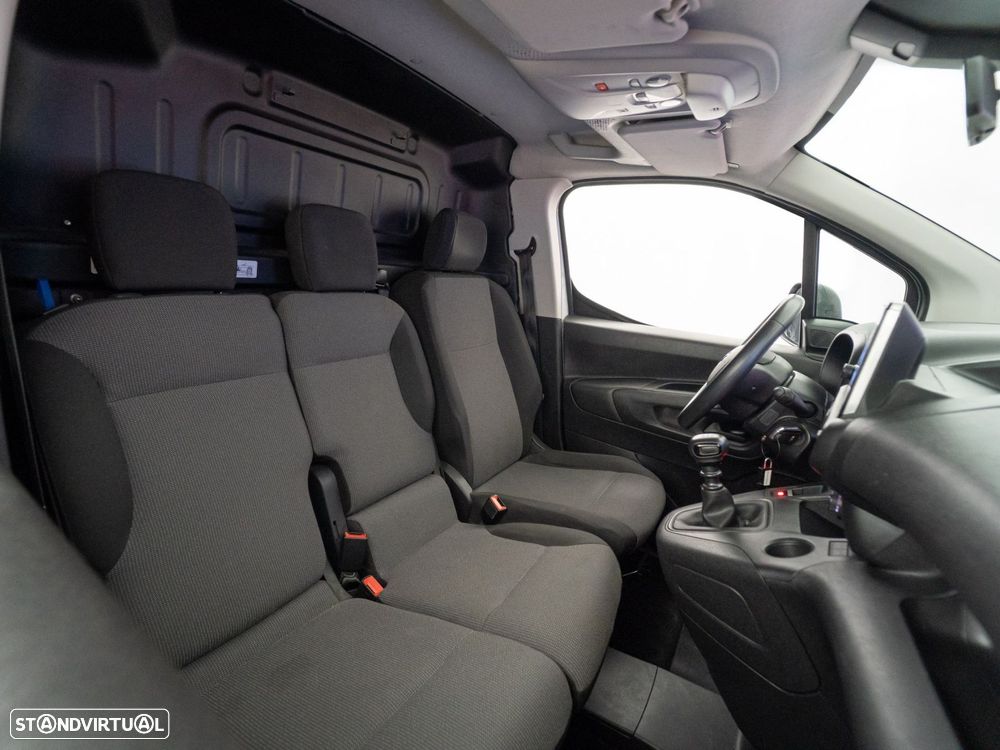 Toyota Proace City 1.5D L2 Exclusive - 32