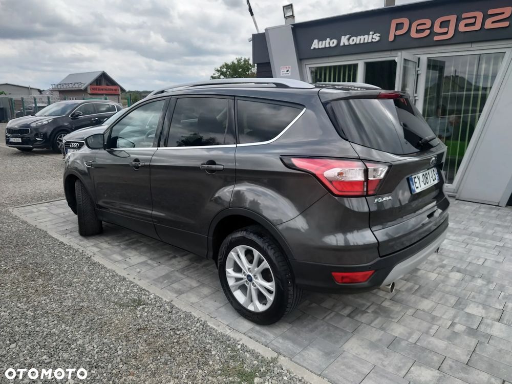 Ford Kuga 2.0 TDCi 2x4 Business Edition - 3