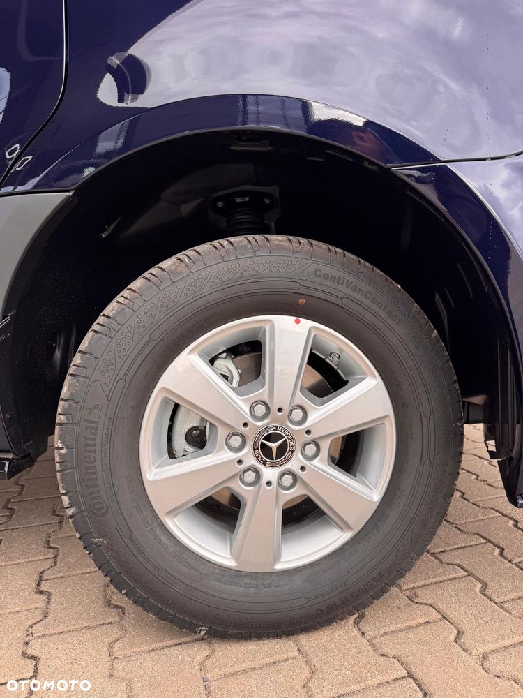 Mercedes-Benz Sprinter - 10