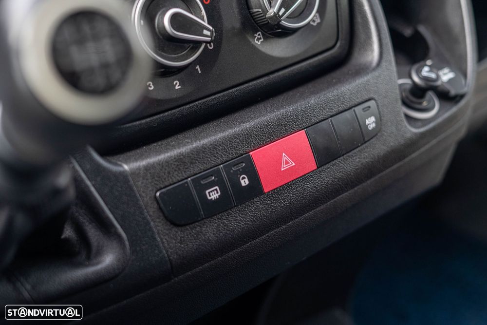 Citroën Jumper 2.0 BlueHDi 30 L2H1 Confort - 24