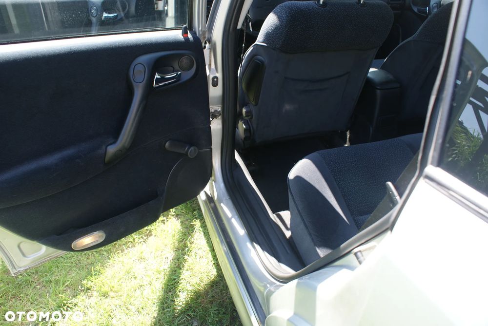Opel Vectra - 8