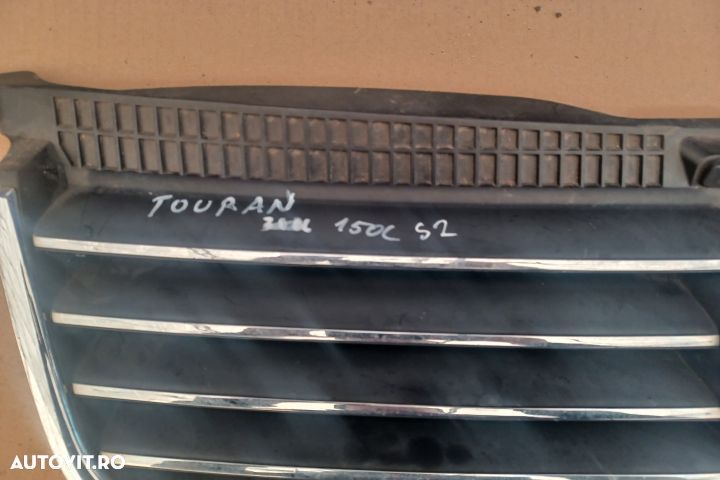 Grila radiator 3B0853651L Volkswagen VW Touran 1 [2003 - 2006] Miniva - 2