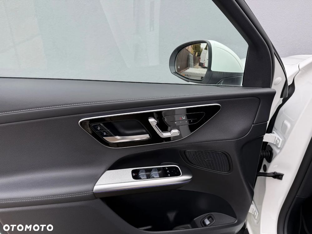 Mercedes-Benz GLC 200 d 4-Matic - 28