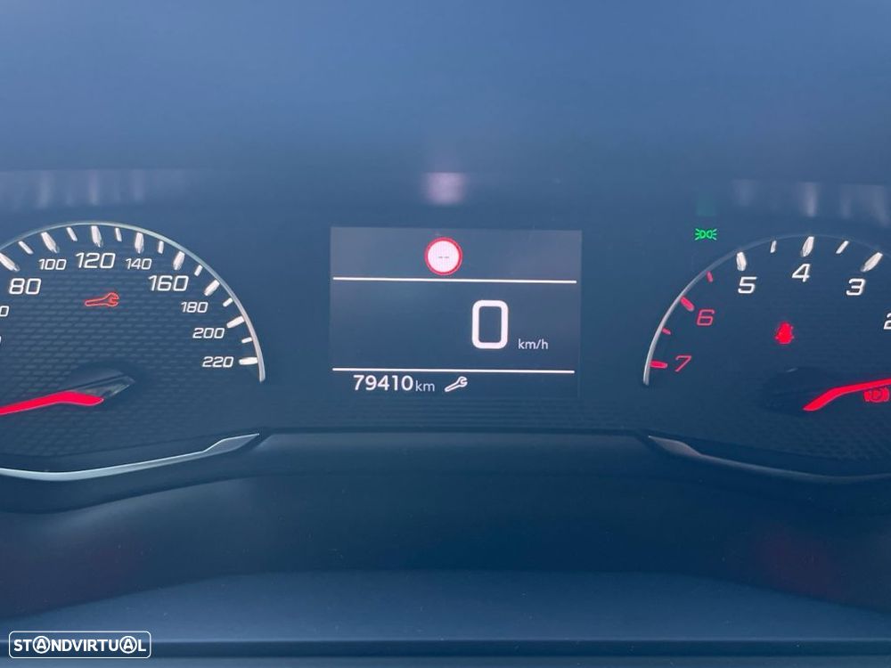 Peugeot 2008 1.2 PureTech Allure - 3