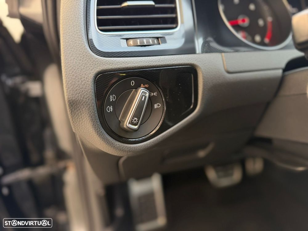 VW Golf 2.0 TDI GTD DSG - 19