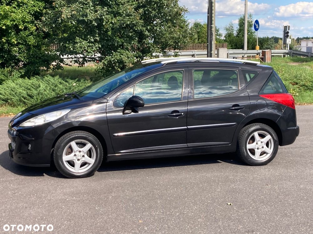 Peugeot 207 - 12