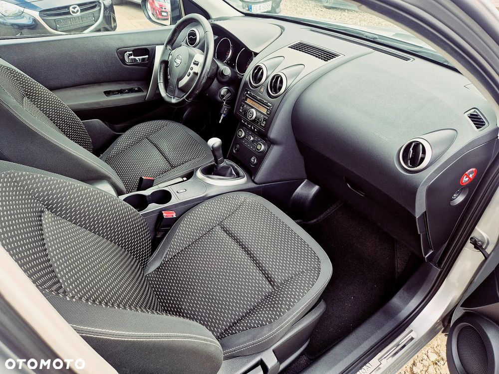 Nissan Qashqai 1.6 I-Way - 29