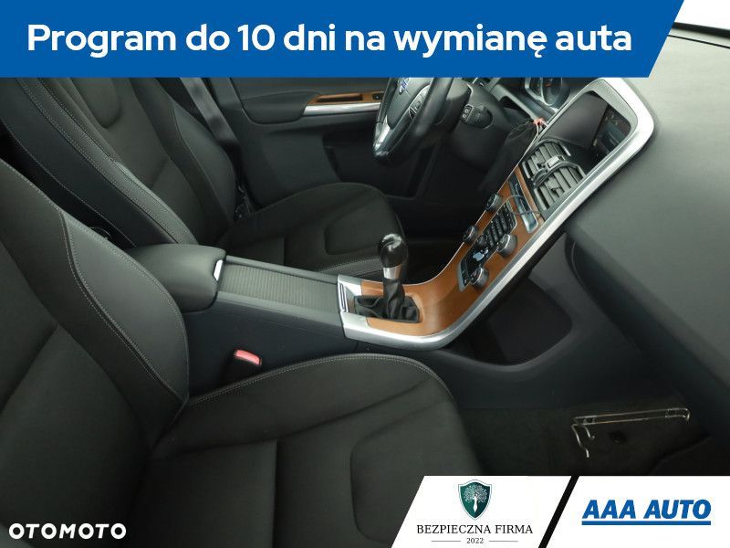 Volvo XC 60 - 8