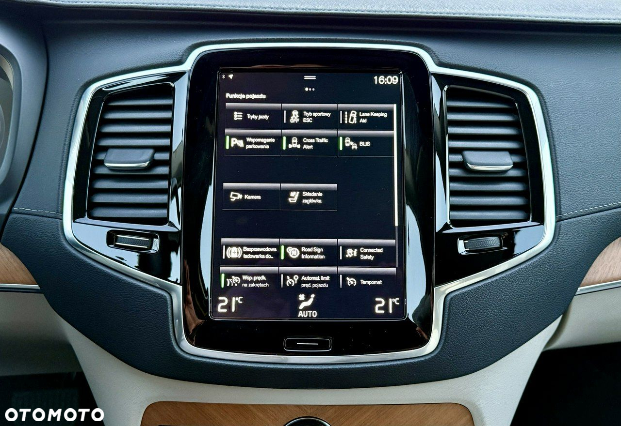 Volvo XC 90 B5 D AWD Geartronic Inscription - 27