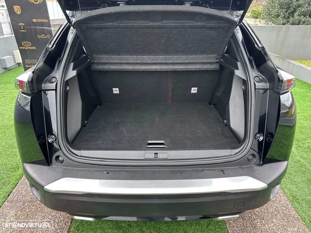 Peugeot 2008 PureTech 130 Allure Pack - 23