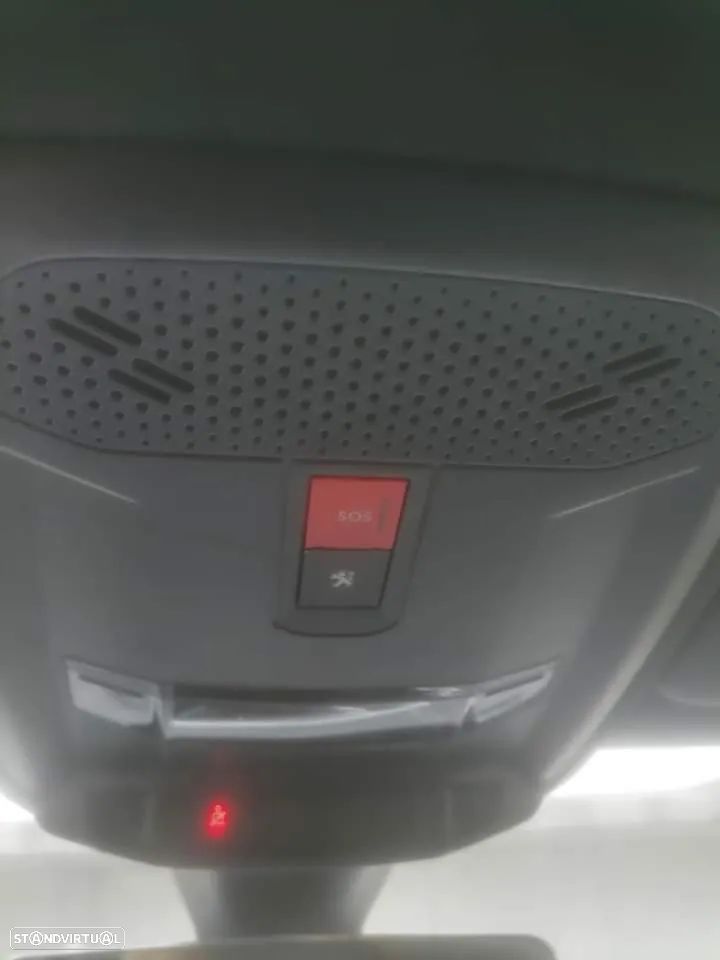 Peugeot 208 1.5 BlueHDi GT Line - 30