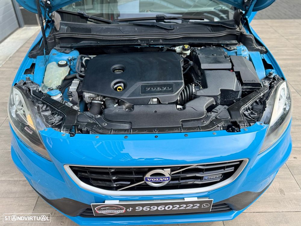 Volvo V40 D2 R Design - 16