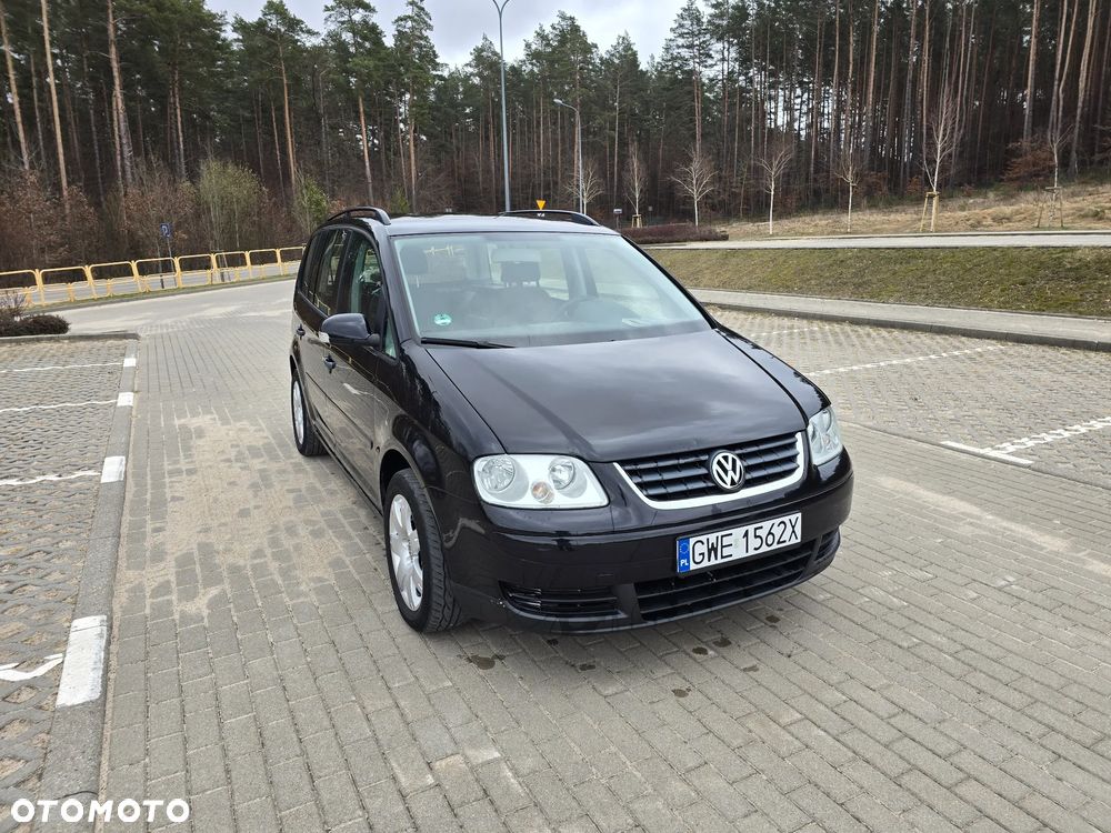 Volkswagen Touran - 8