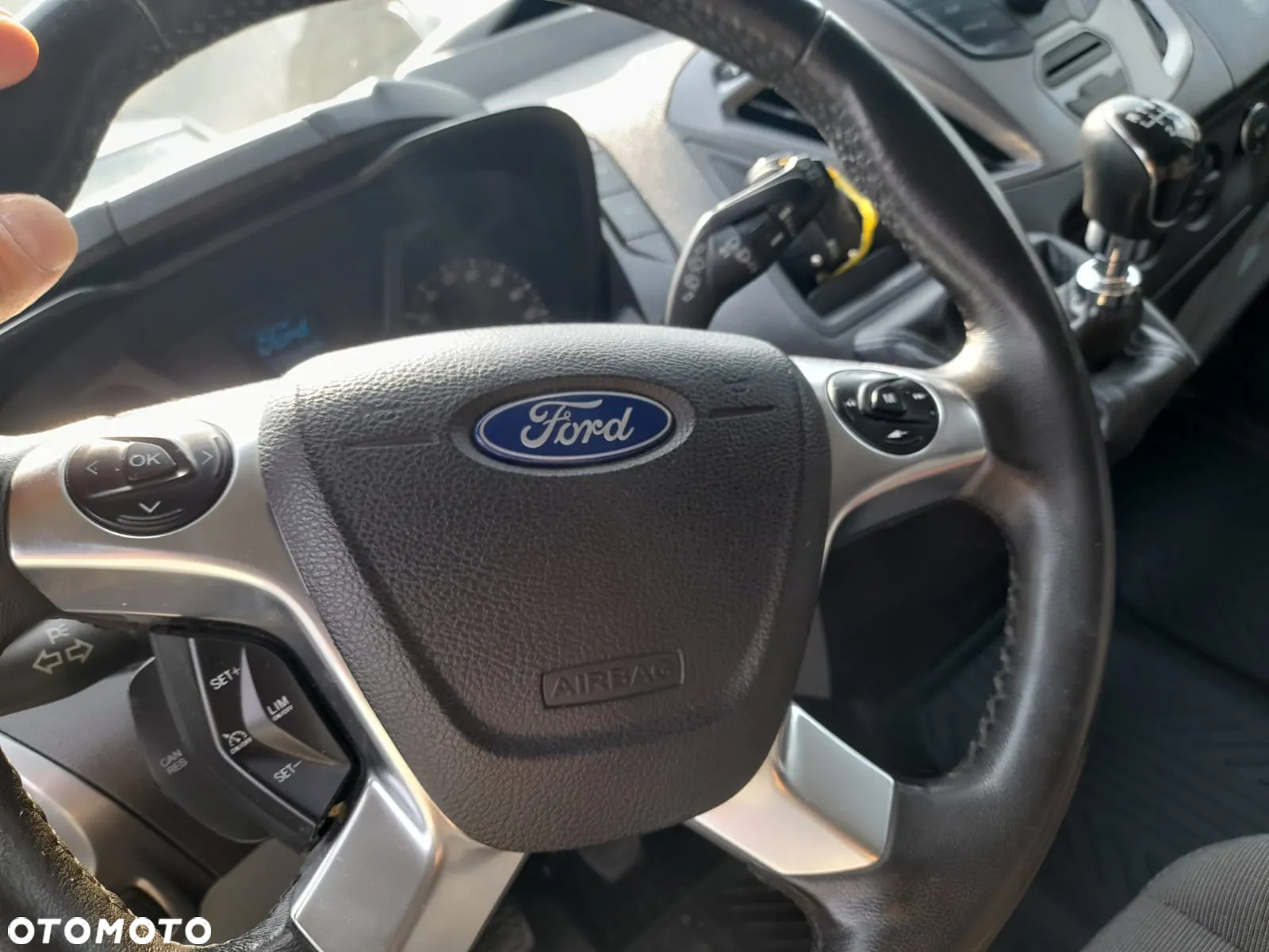 Ford Transit - 11