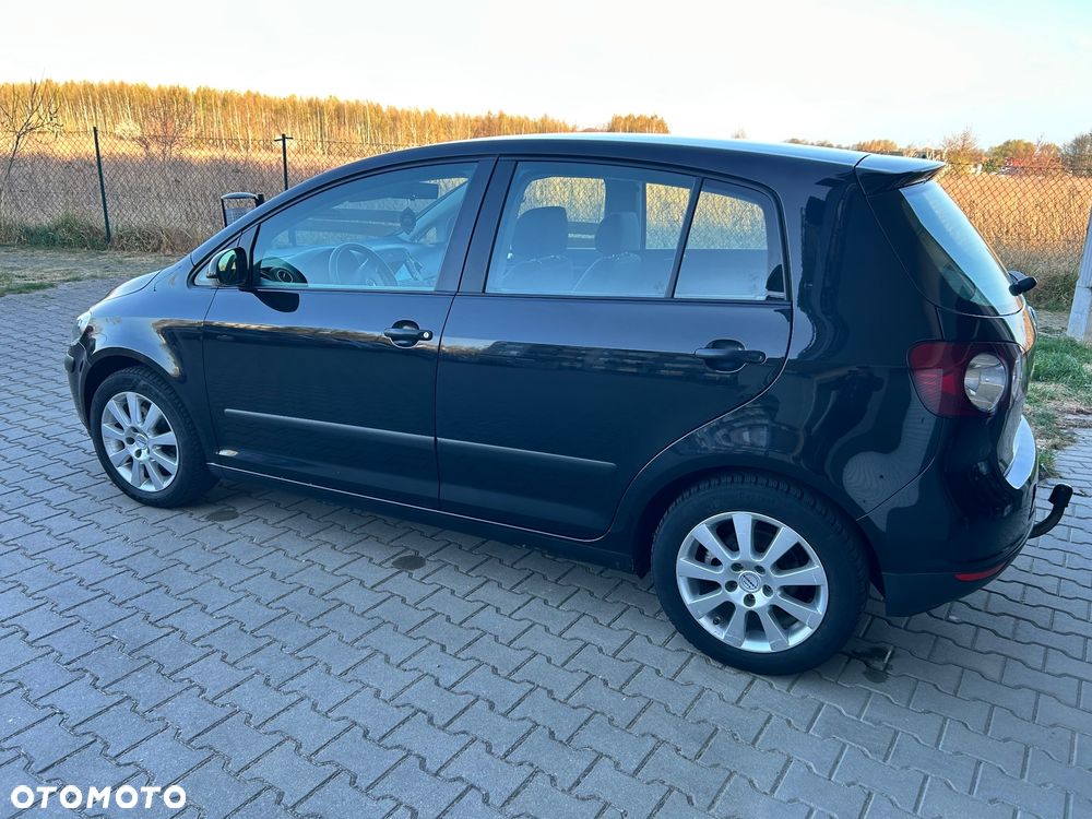 Volkswagen Golf 1.6 FSI Comfortline - 4
