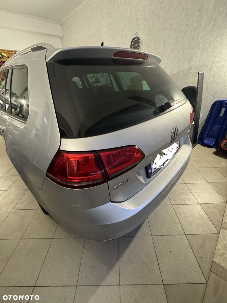 Volkswagen Golf 1.6 TDI BlueMotion Comfortline - 5
