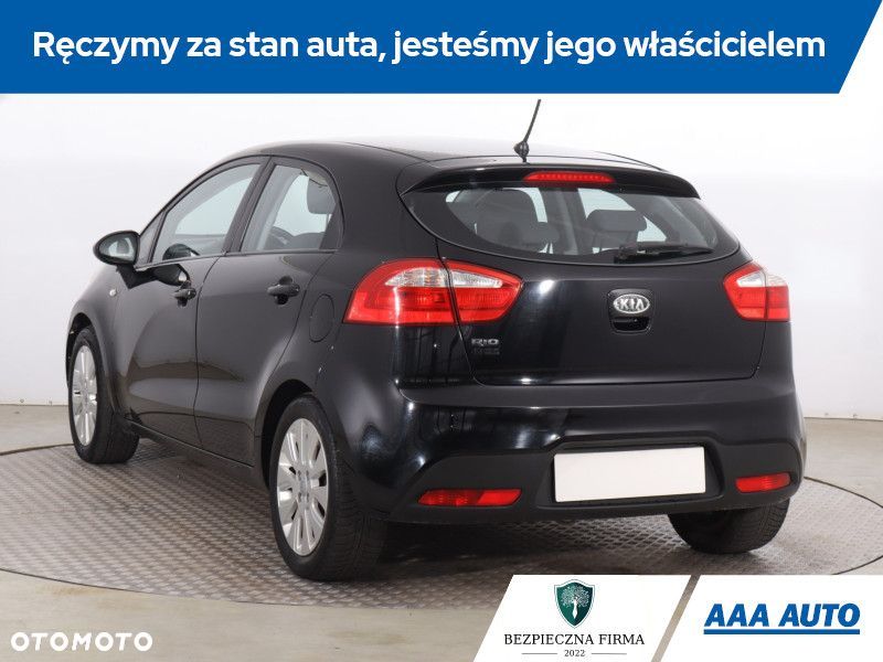 Kia Rio - 6
