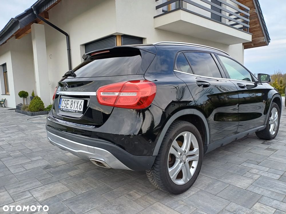 Mercedes-Benz GLA 200 - 6
