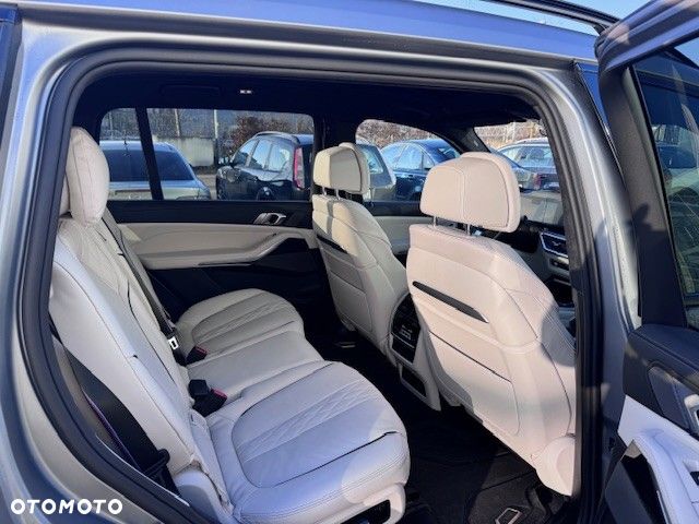 BMW X7 xDrive40d mHEV sport - 7