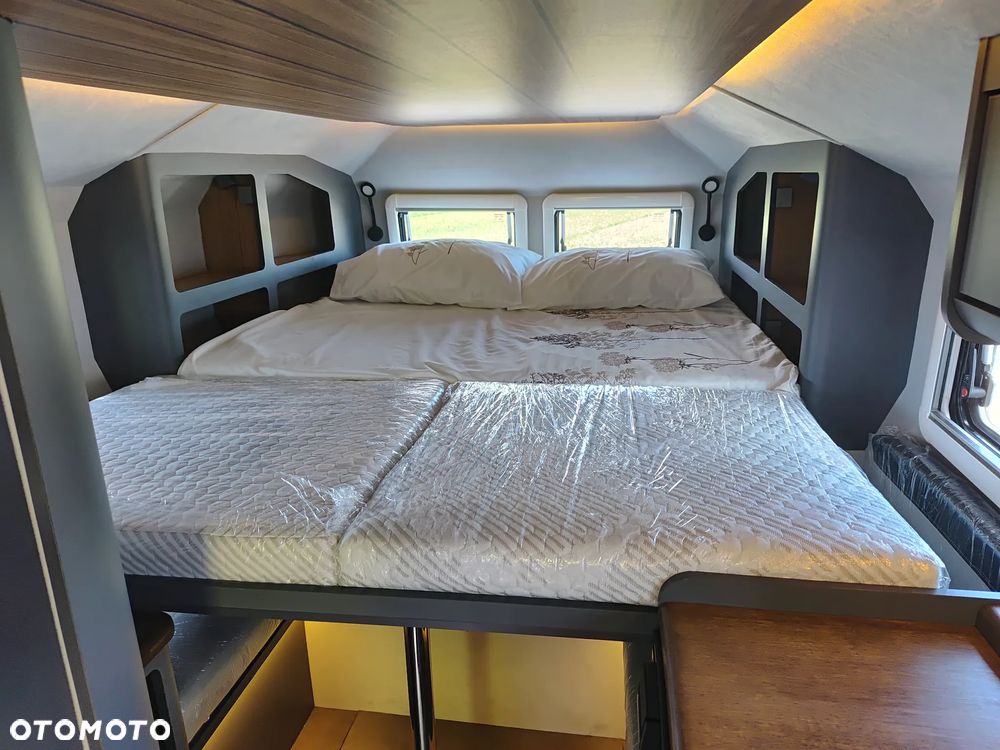 Inny Hotomobil Gladiator - 23