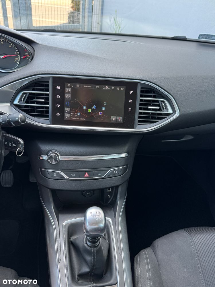 Peugeot 308 1.6 e-HDi Active S&S - 34