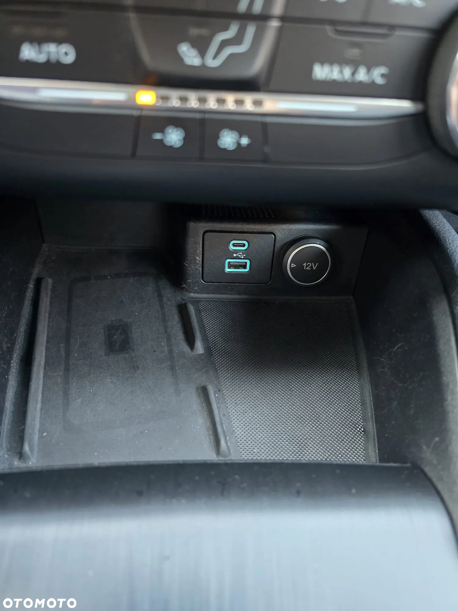 Ford Kuga 1.5 EcoBlue FWD Titanium - 22