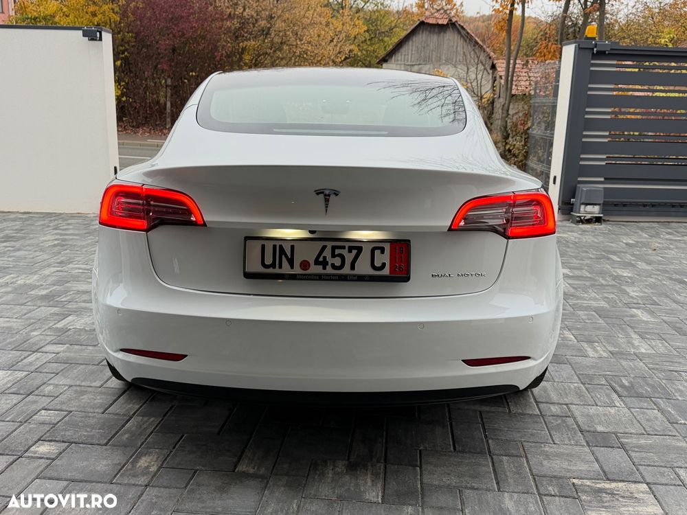 Tesla Model 3 Langstreckenbatterie Allradantrieb Dual Motor - 3