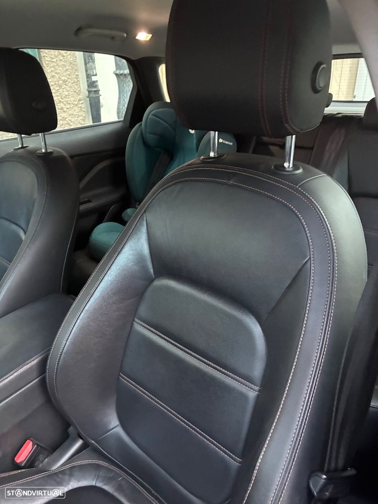 Jaguar F-Pace 2.0 i4D Portfolio AWD Aut. - 15