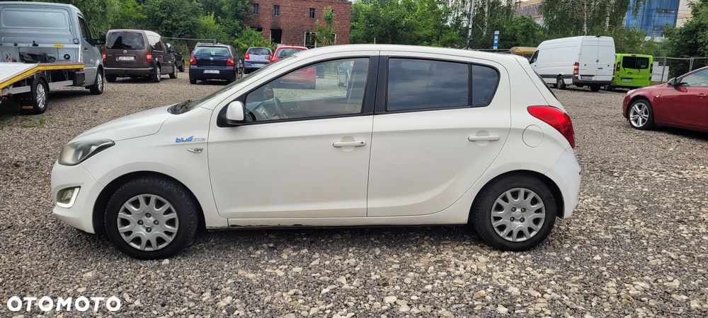 Hyundai i20 1.1 CRDi Style - 8