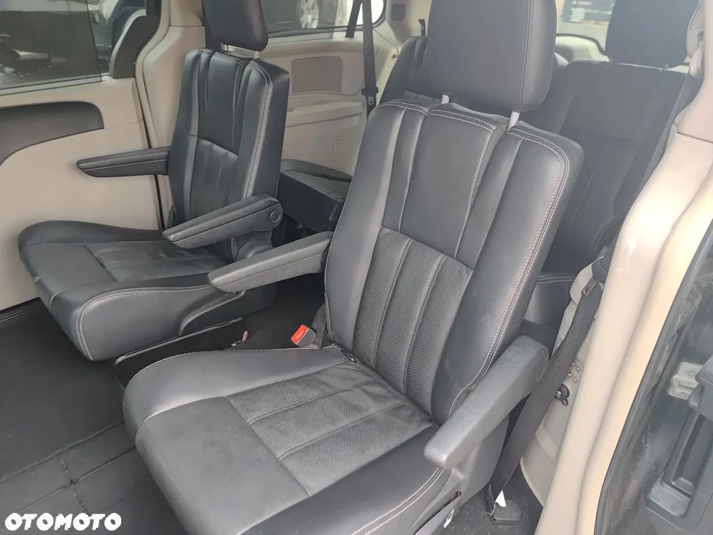 Lancia Voyager 2.8CRD Platinum - 22