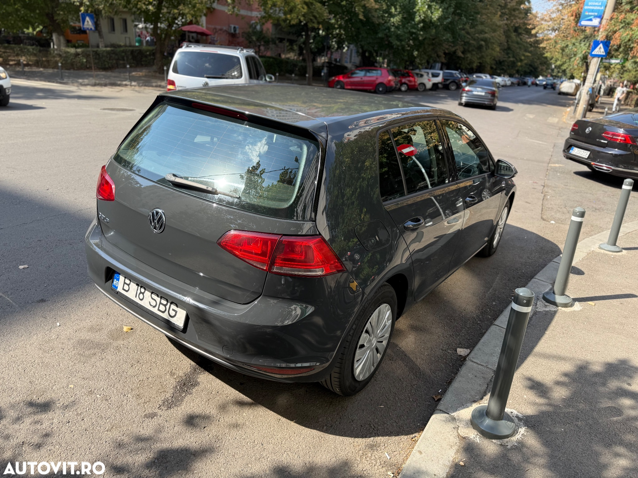 Volkswagen Golf 1.6 TDI DPF BMT Trendline - 35