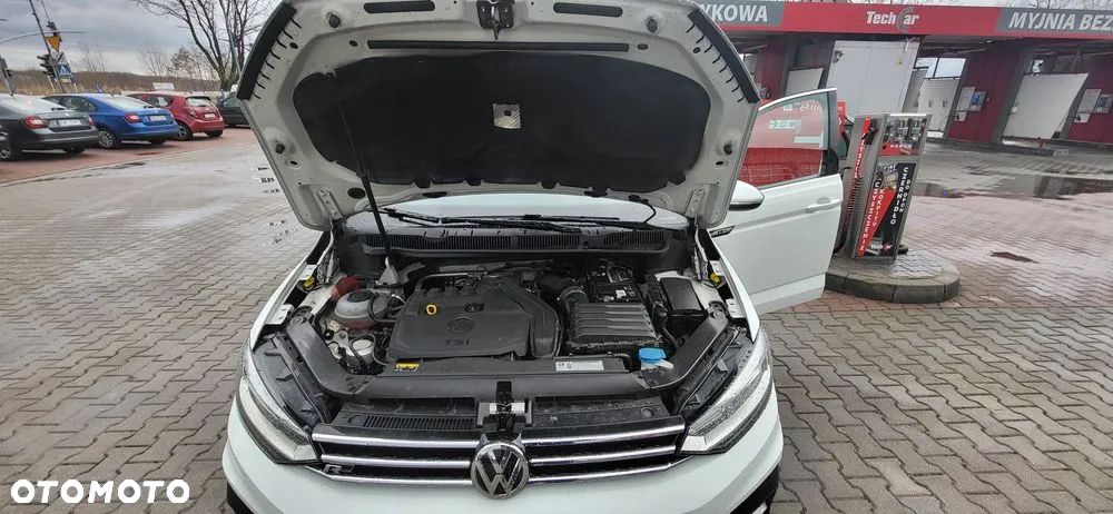 Volkswagen Touran - 5