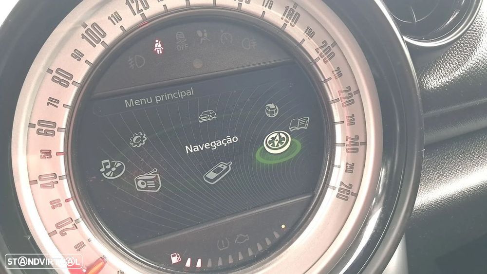 MINI Countryman Cooper SD Auto - 17