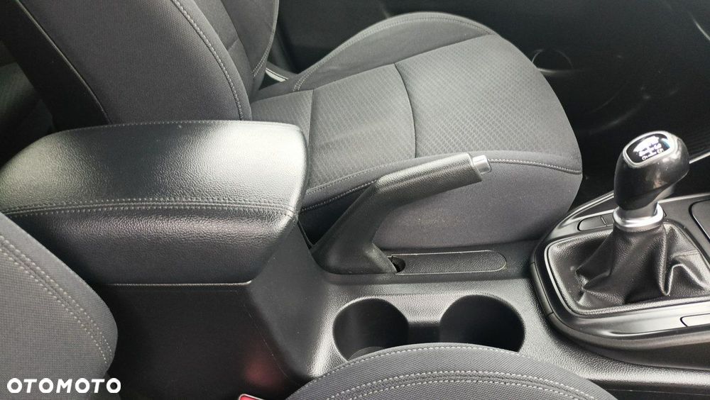 Kia Carens 1.7 CRDi L 7os - 33