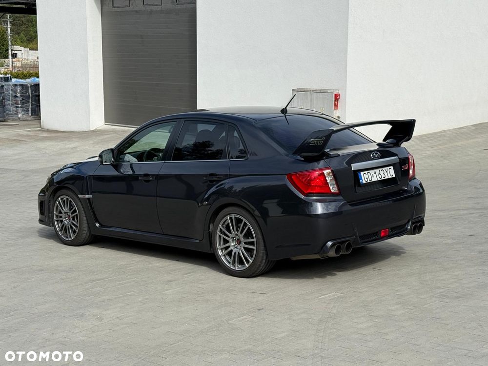 Subaru Impreza STI - 17