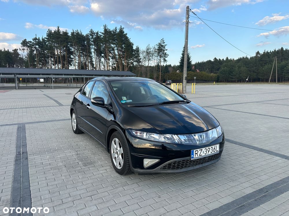 Honda Civic 1.8 Comfort - 1