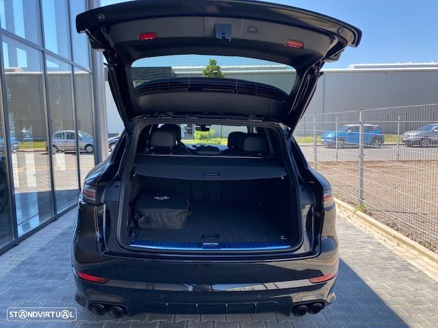 Porsche Cayenne E-Hybrid - 12