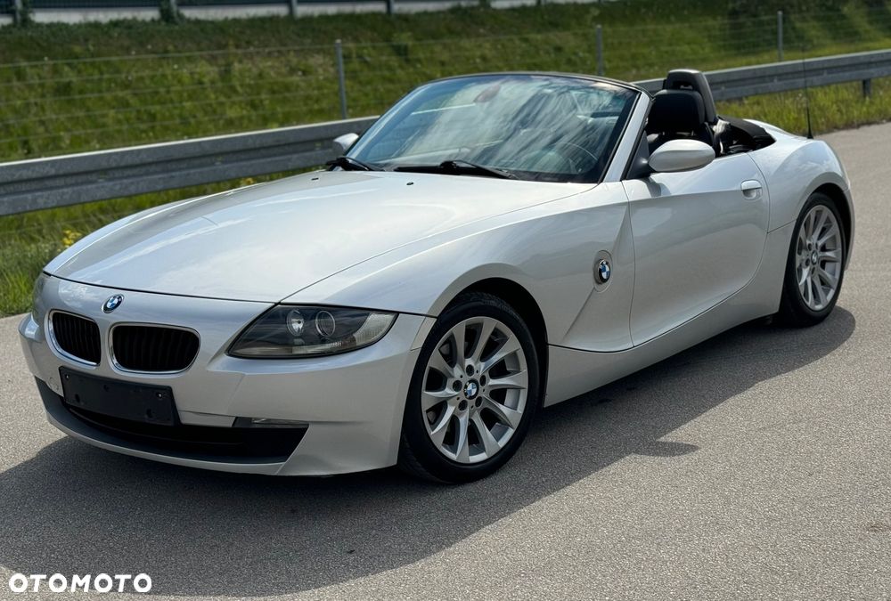 BMW Z4 2.5si - 24