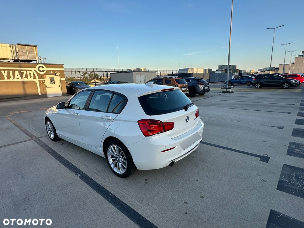 BMW Seria 1 118i Sport Line - 7