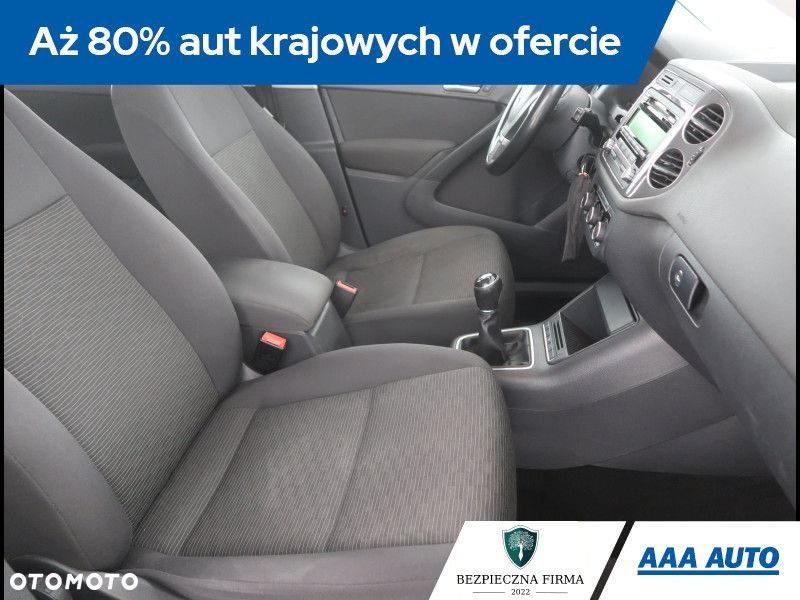 Volkswagen Tiguan - 10