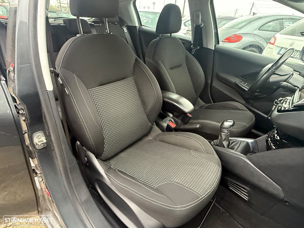 Peugeot 208 1.6 BlueHDi Allure - 9