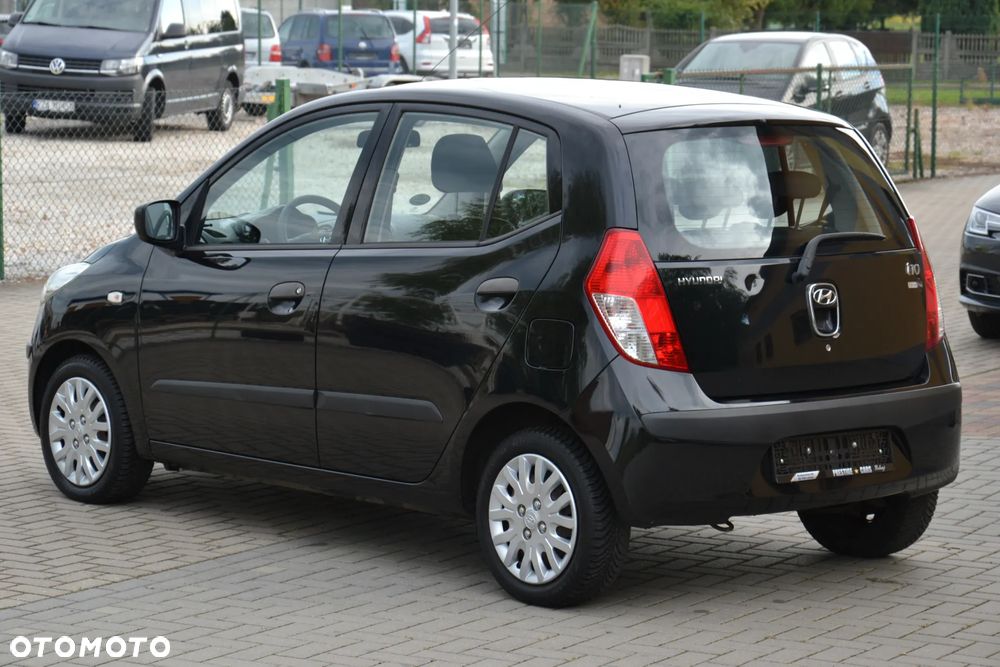 Hyundai i10 1.1 Classic + - 12