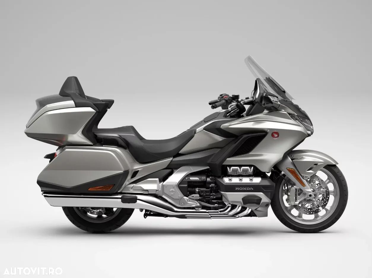 Honda Gold Wing Tour - 1