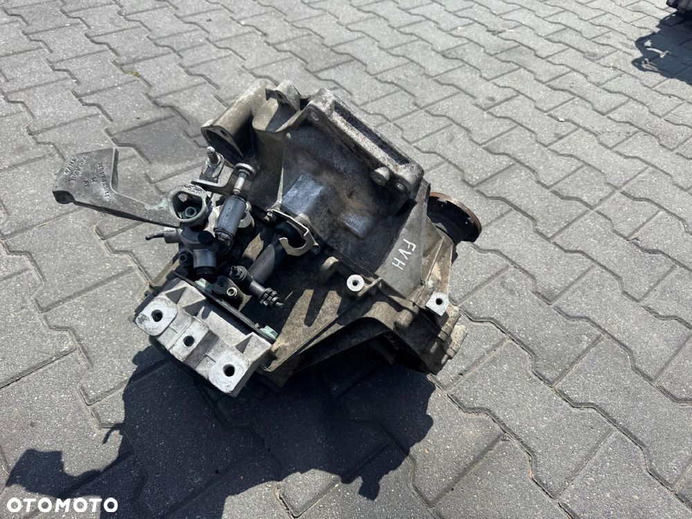 SKRZYNIA BIEGÓW 1.6 8V FVH VW JETTA 2008 - 2