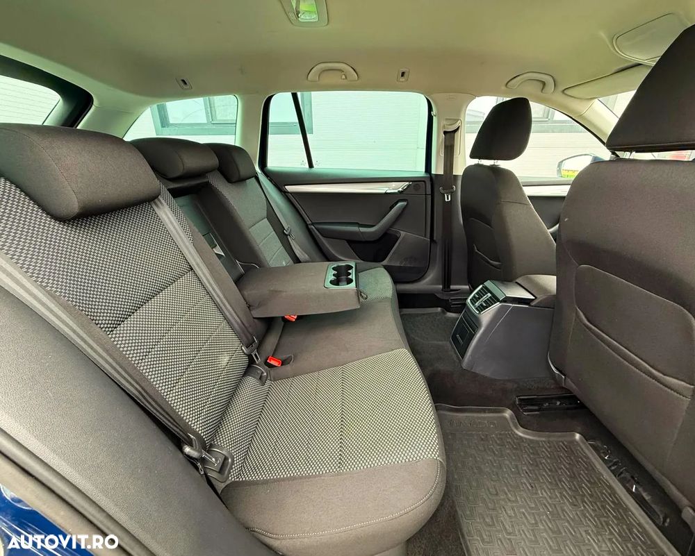 Skoda Octavia 1.6 TDI (Green tec) Style - 20