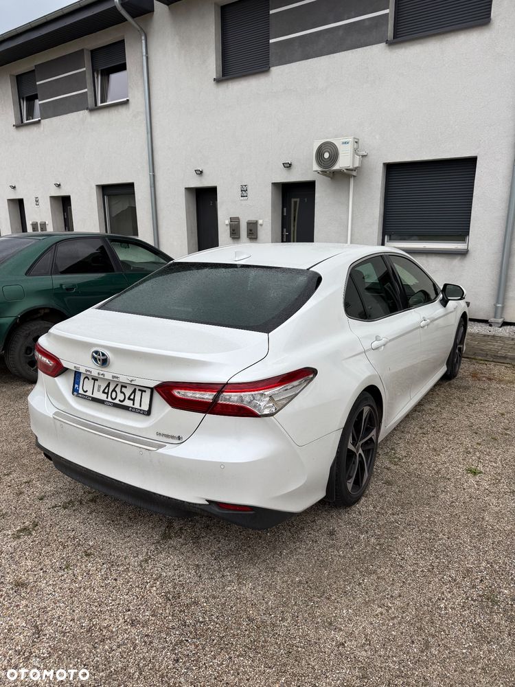 Toyota Camry 2.5 Hybrid Executive CVT - 3
