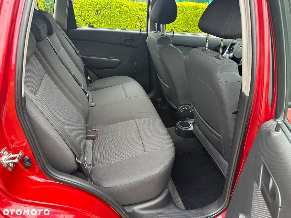 Chevrolet Aveo 1.2 LS - 16